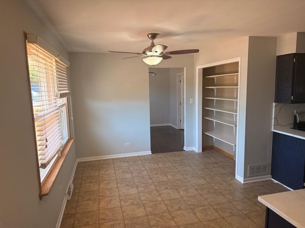 9336 Moody Avenue - Photo 11