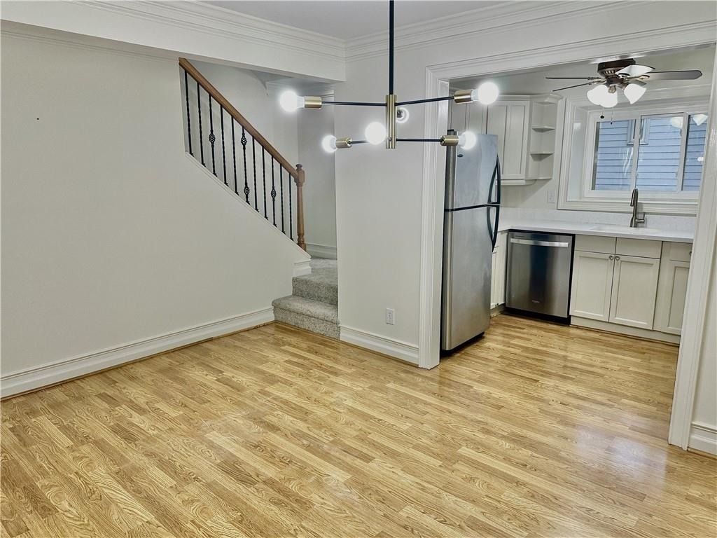 835 Glendale Terrace Ne - Photo 4