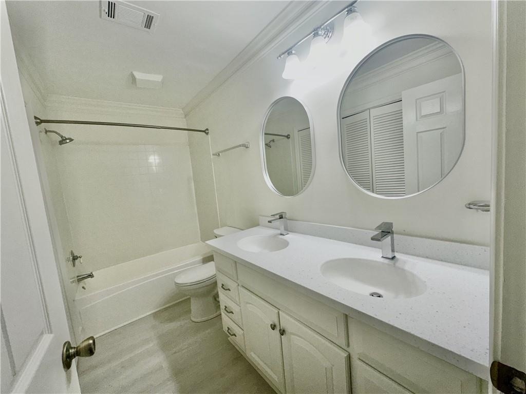 835 Glendale Terrace Ne - Photo 9