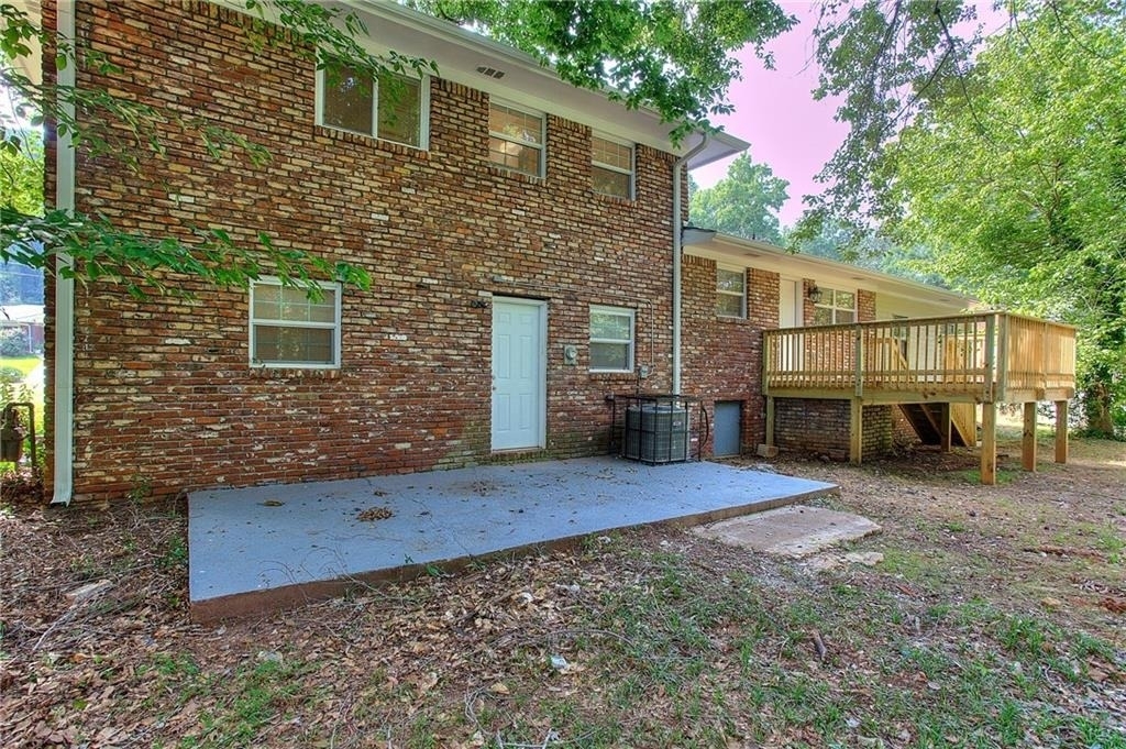 2374 Shamrock Drive - Photo 26