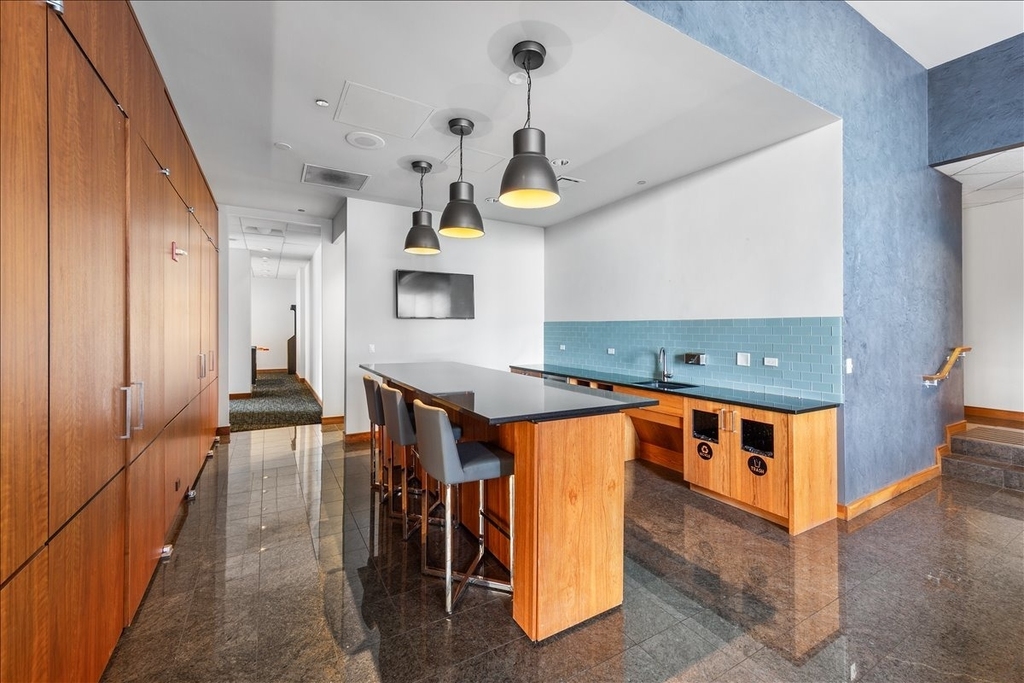 420 E Waterside Drive - Photo 22