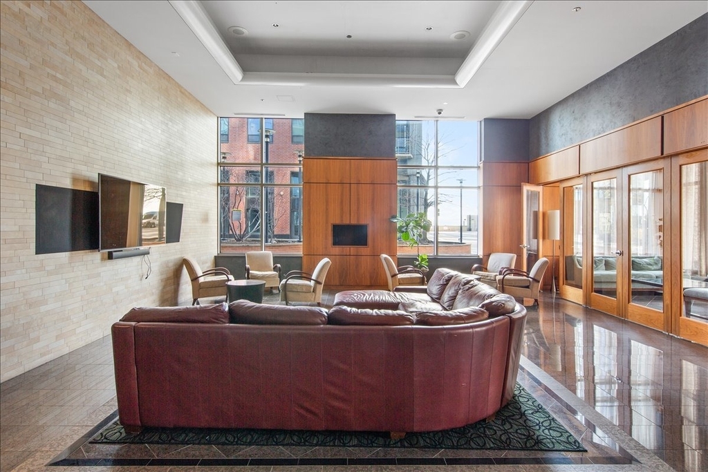 420 E Waterside Drive - Photo 20