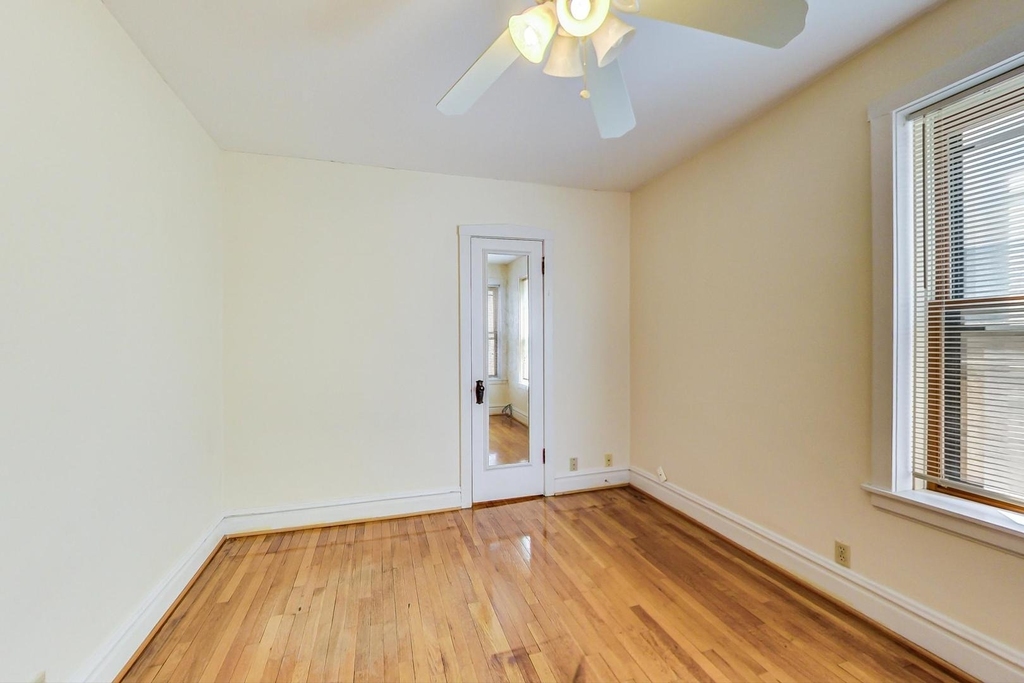 4229 N Ashland Avenue - Photo 13
