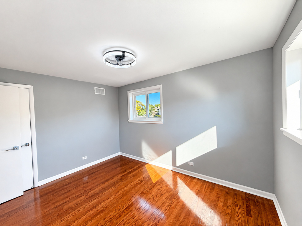 529 E Lincoln Street - Photo 15