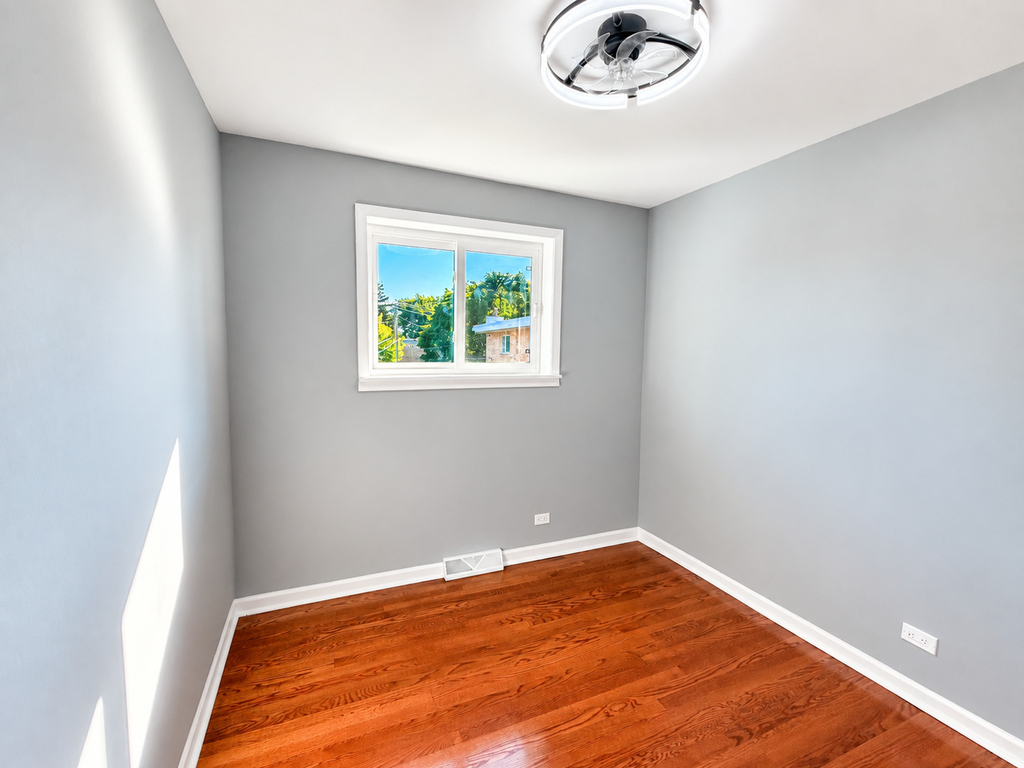 529 E Lincoln Street - Photo 16