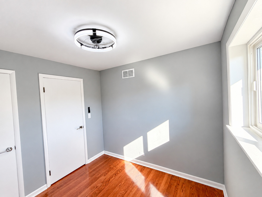 529 E Lincoln Street - Photo 17