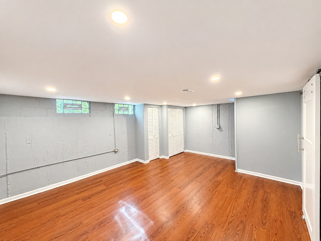 529 E Lincoln Street - Photo 22