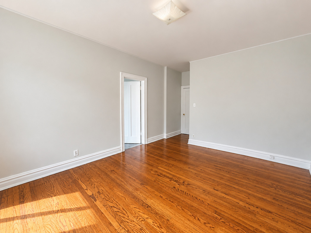5453 S Everett Avenue - Photo 10