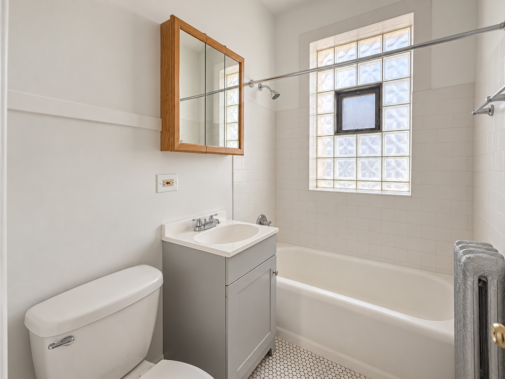 5453 S Everett Avenue - Photo 12