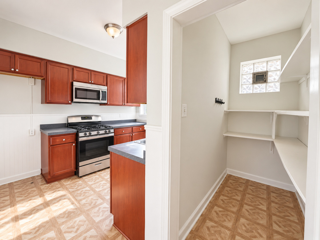 5453 S Everett Avenue - Photo 5