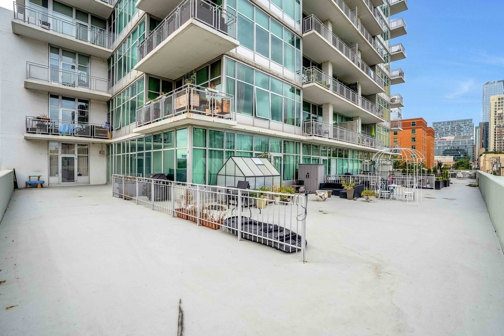 50 E 16th Street - Photo 18
