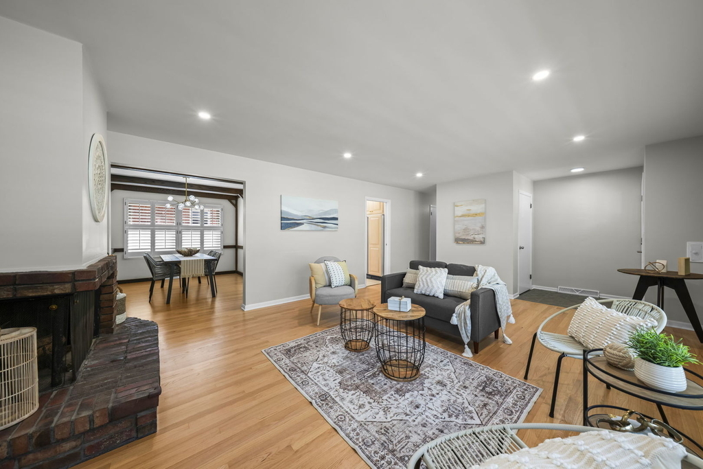320 Main Street - Photo 1