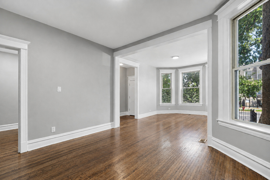 4319 W Jackson Boulevard - Photo 6