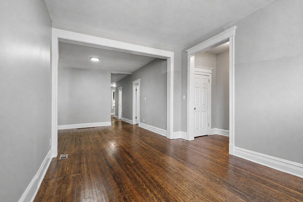 4319 W Jackson Boulevard - Photo 4