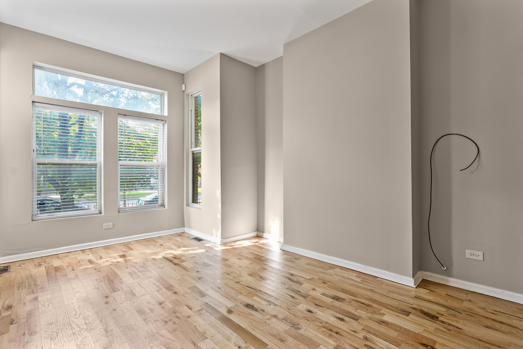 3344 W Fulton Boulevard - Photo 2