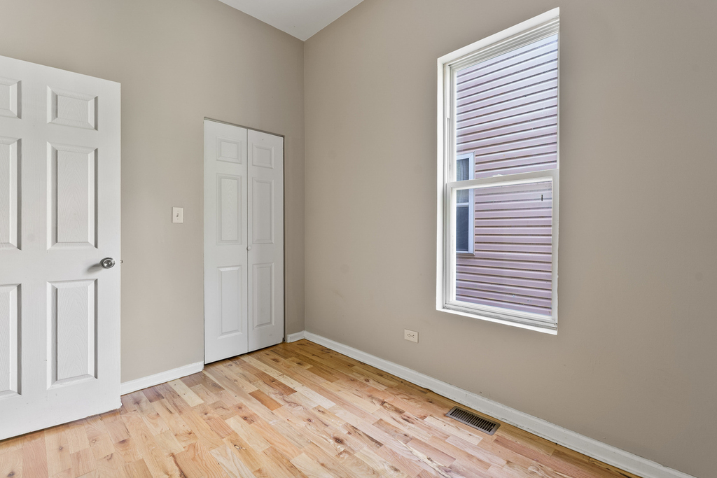 3344 W Fulton Boulevard - Photo 10