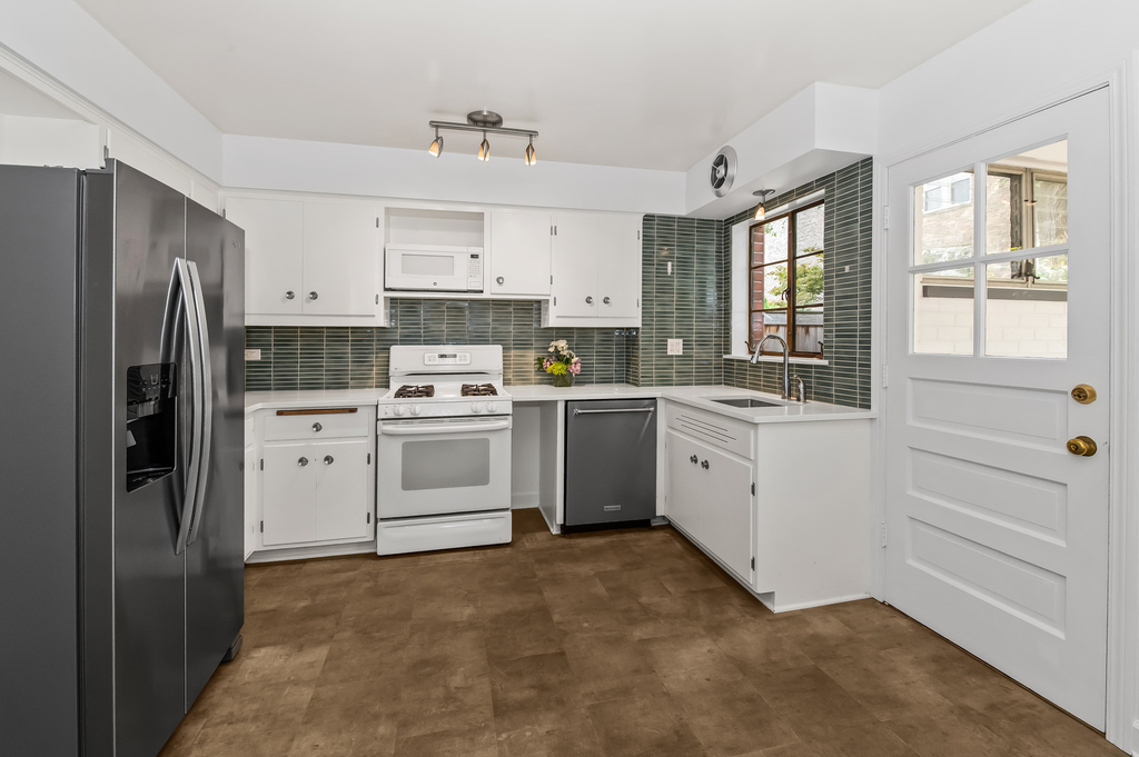 2543 Marcy Avenue - Photo 4