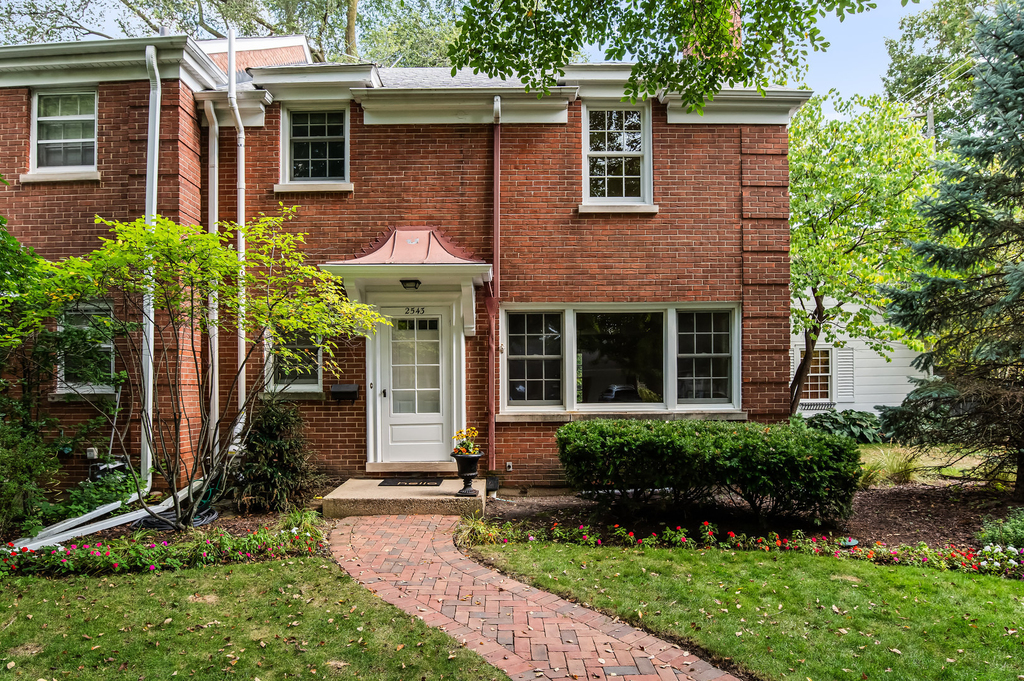2543 Marcy Avenue - Photo 0