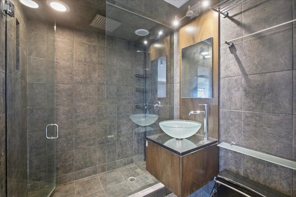 3950 N Lake Shore Drive - Photo 8