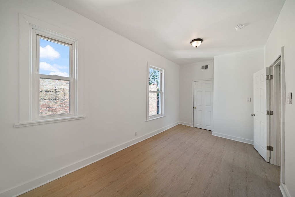 624 N Monticello Avenue - Photo 14