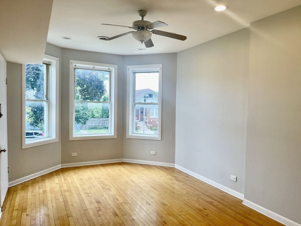 1408 Kenilworth Avenue - Photo 1