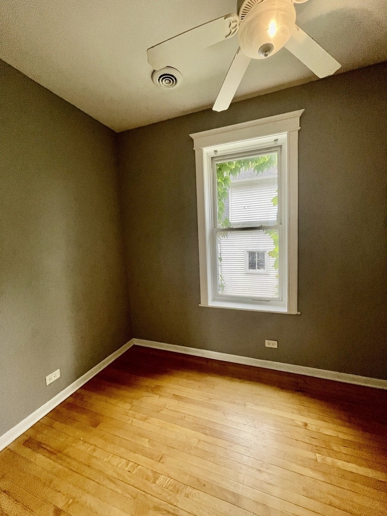 1408 Kenilworth Avenue - Photo 5