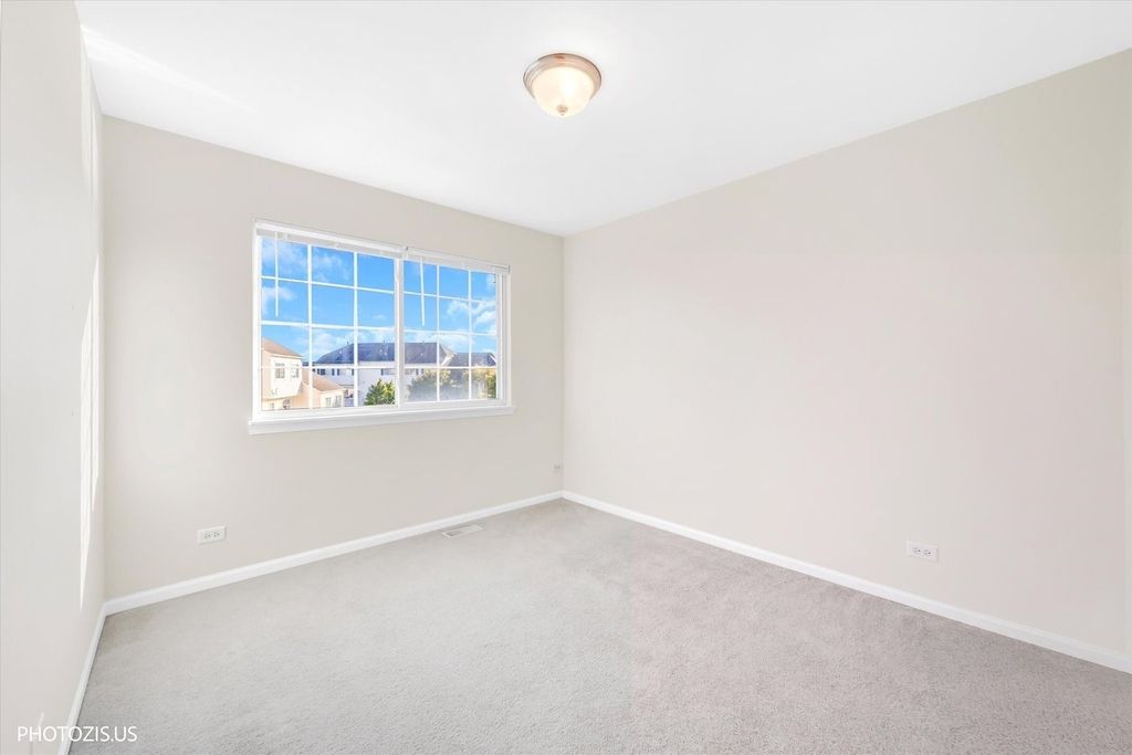 1717 Maple Avenue - Photo 36