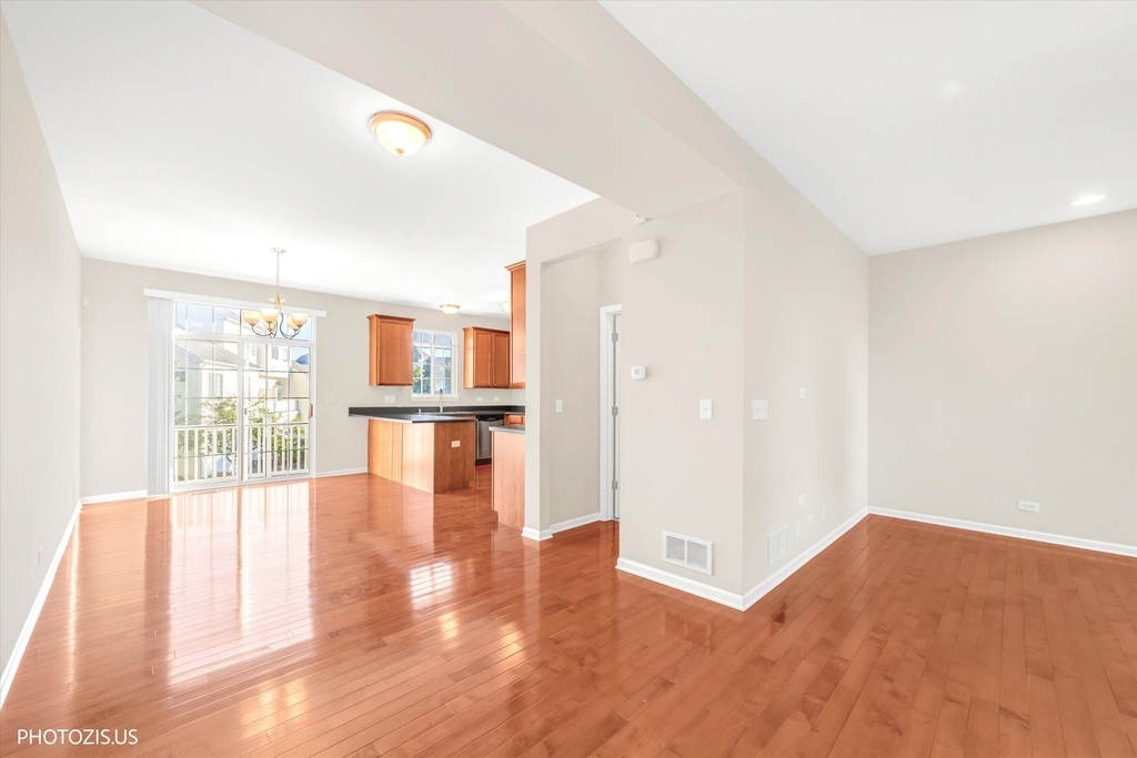 1717 Maple Avenue - Photo 16
