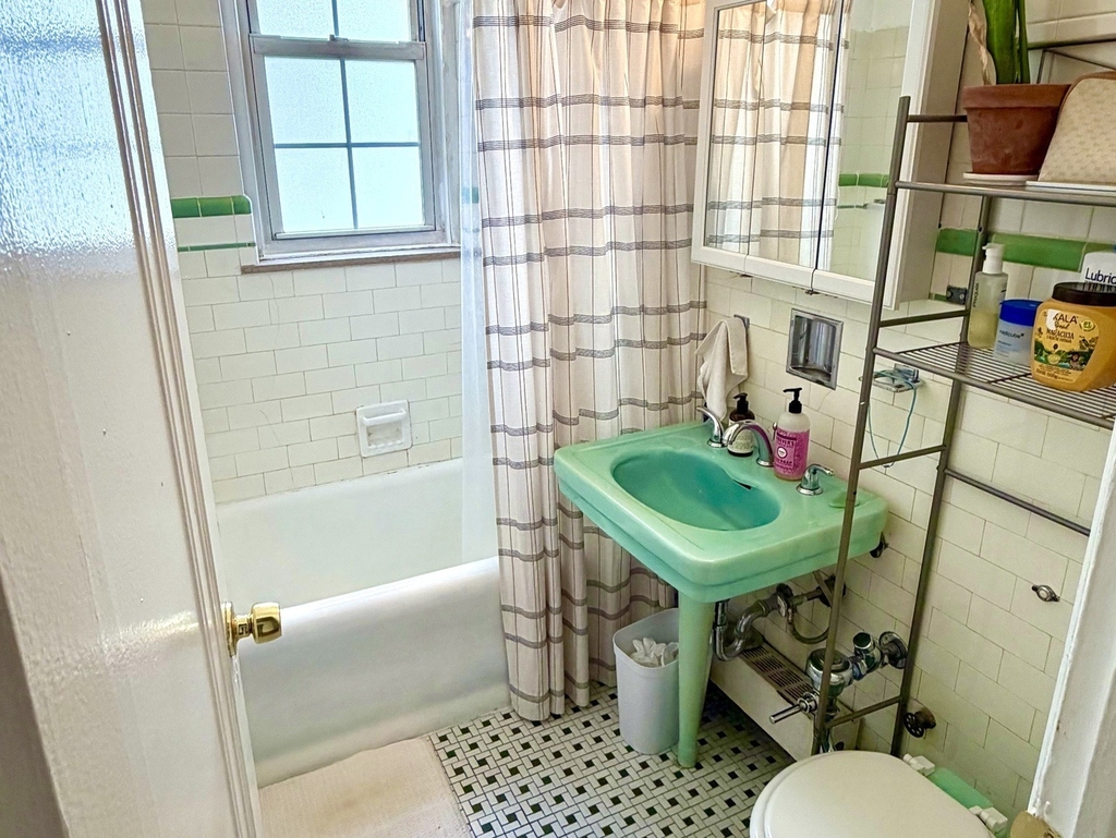 6101 N Sheridan Road - Photo 3