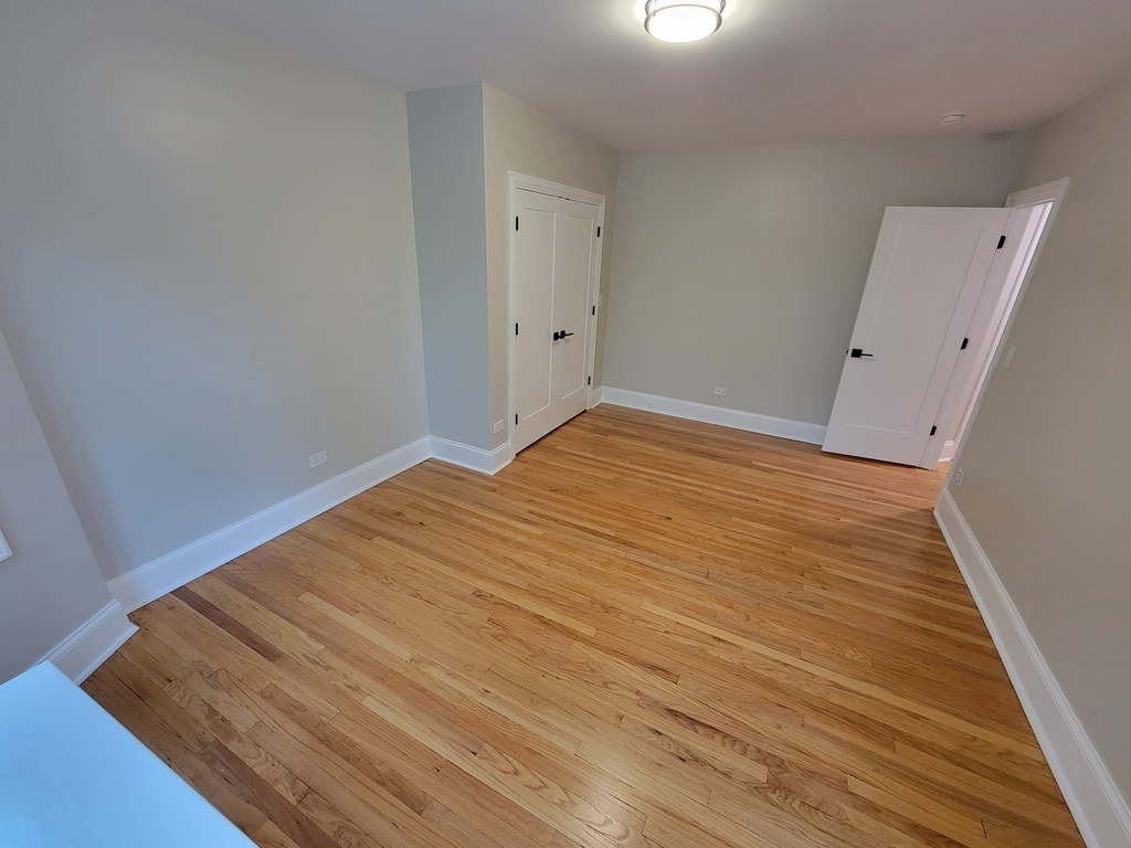 6432 N Richmond Street - Photo 8