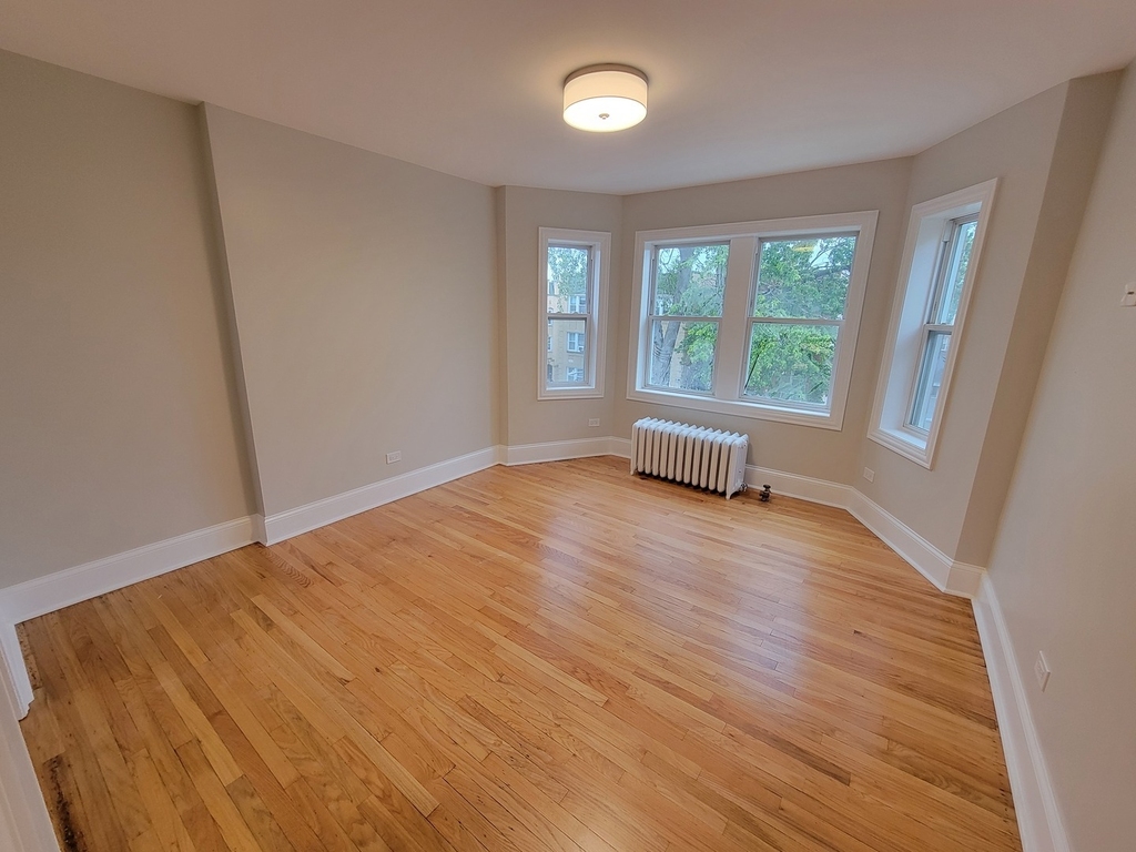 6432 N Richmond Street - Photo 2
