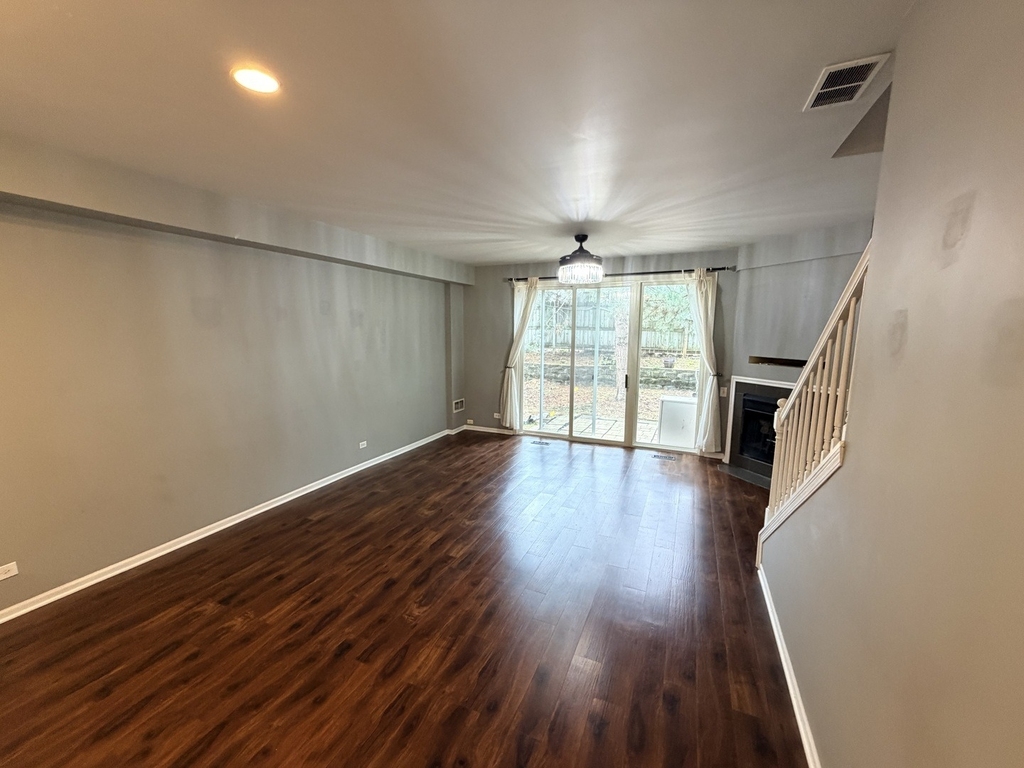 2518 Carrolwood Road - Photo 4