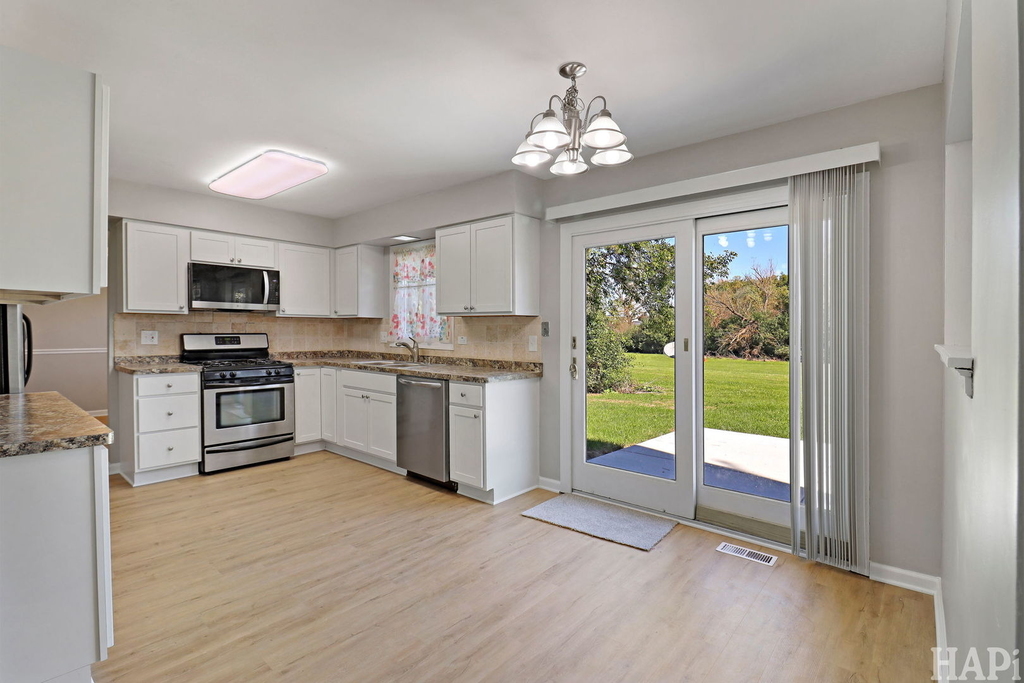 507 Exeter Place - Photo 4