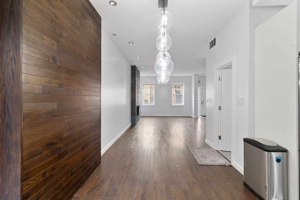 13 N Ada Street - Photo 9