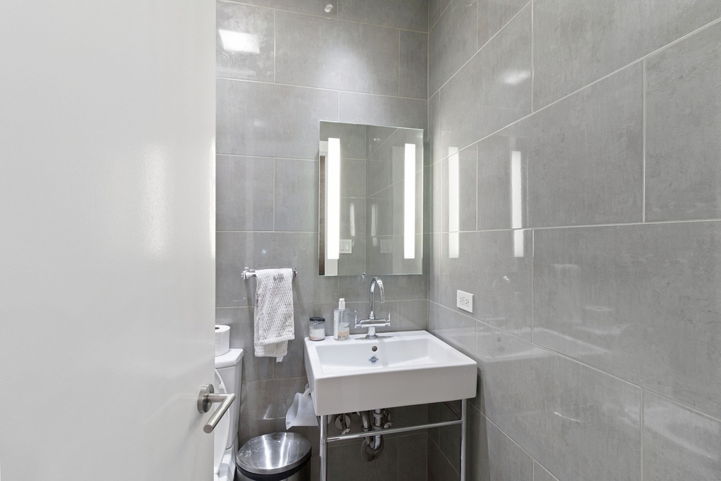 13 N Ada Street - Photo 8