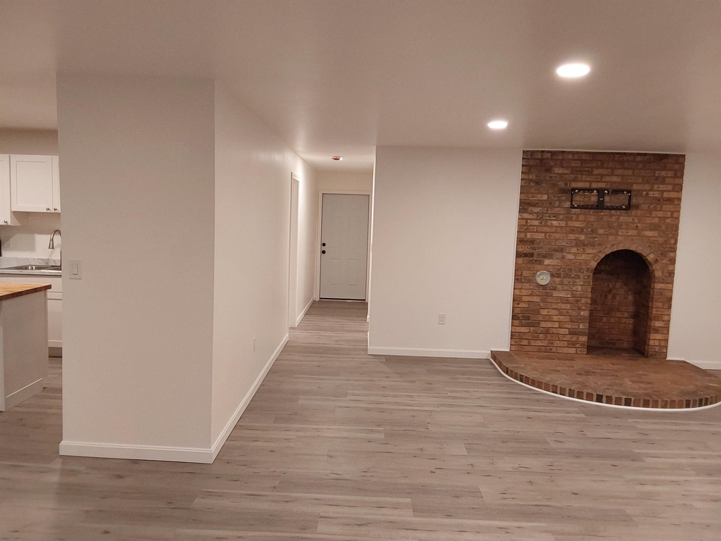 1578 Dover - Photo 7