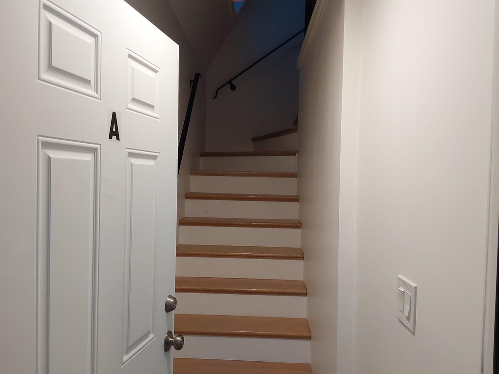 1578 Dover - Photo 1