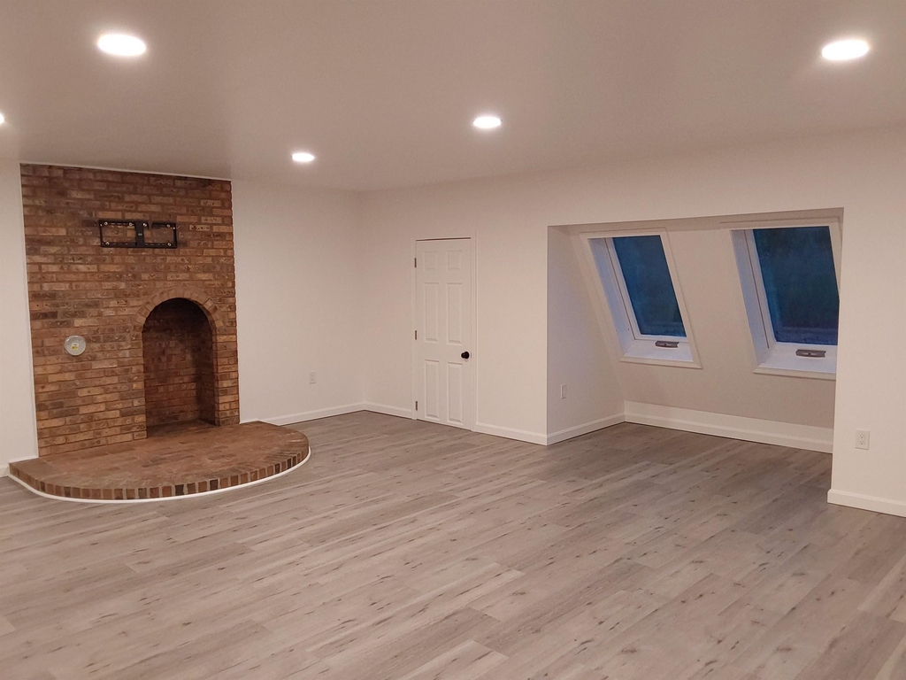 1578 Dover - Photo 9