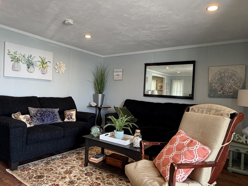 24 Campton - Photo 6