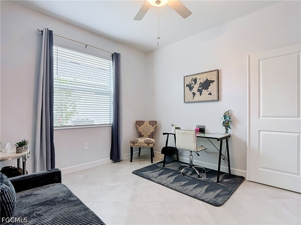18814 Copperhead Court N - Photo 32