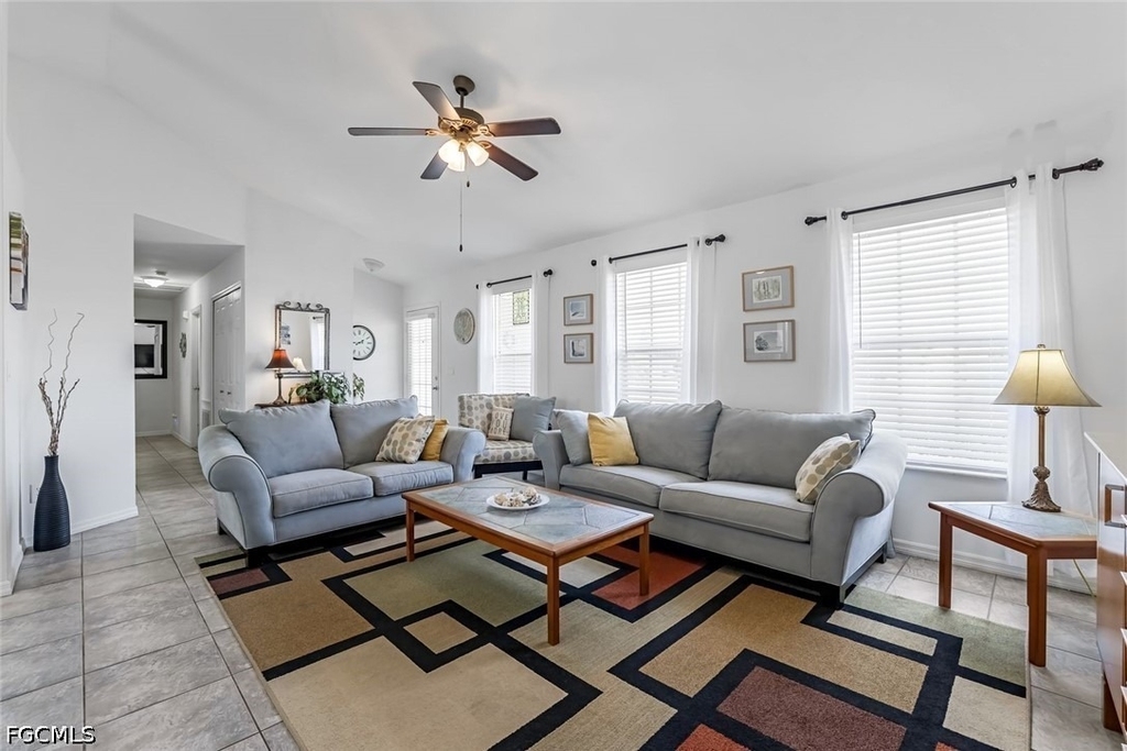 3518 Sw 8th Court - Photo 2