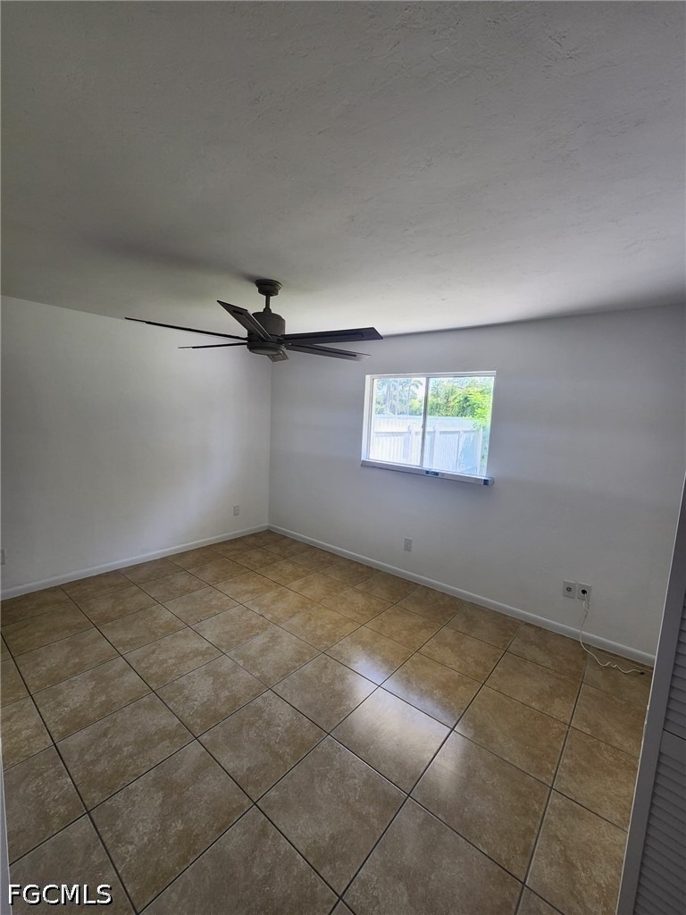 903 Se 23rd Place - Photo 10
