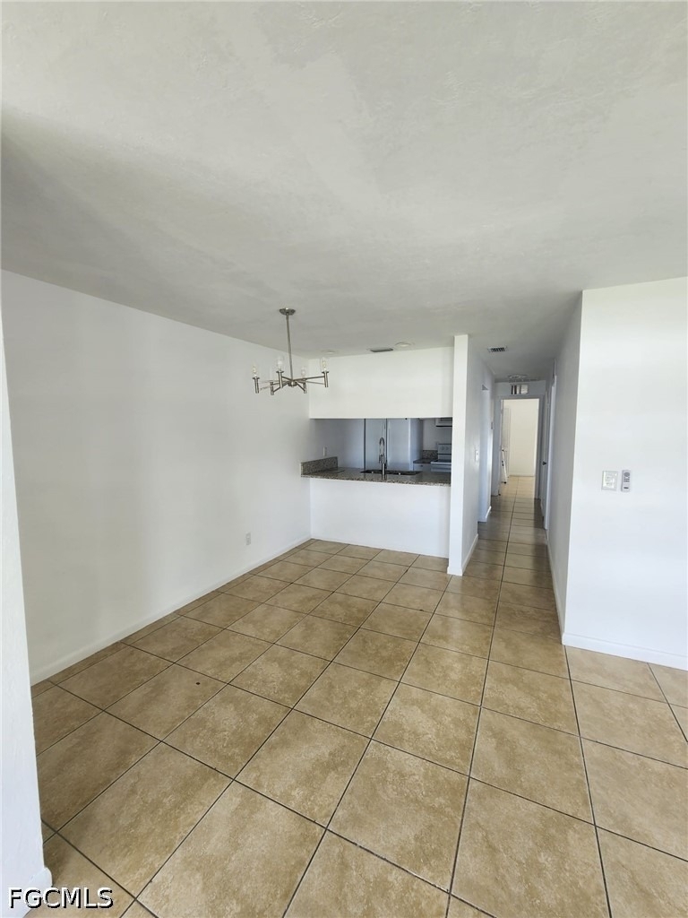 903 Se 23rd Place - Photo 1