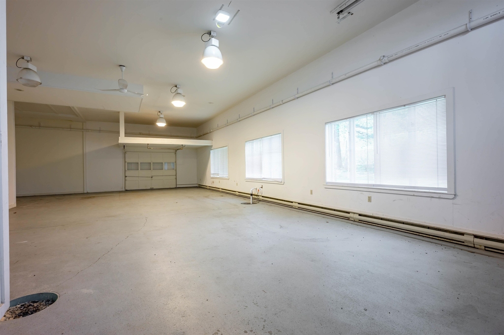 51 Depot - Photo 22