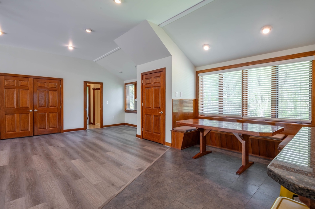 51 Depot - Photo 13