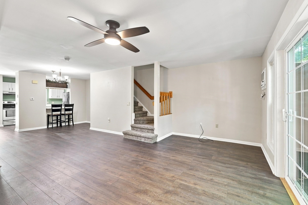 1465 Hooksett - Photo 18