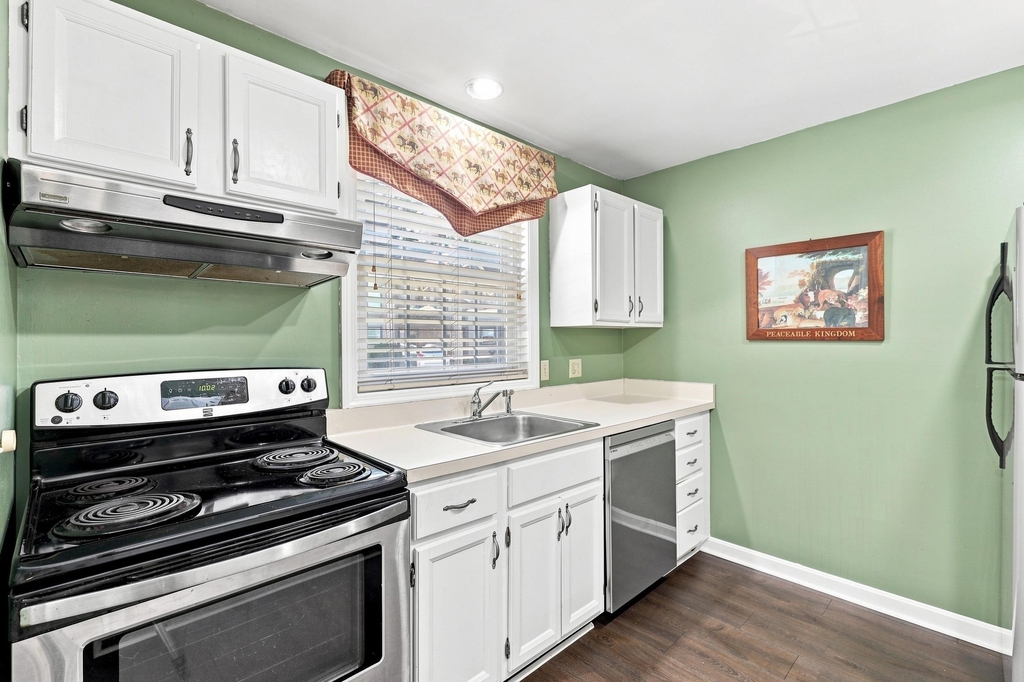 1465 Hooksett - Photo 6