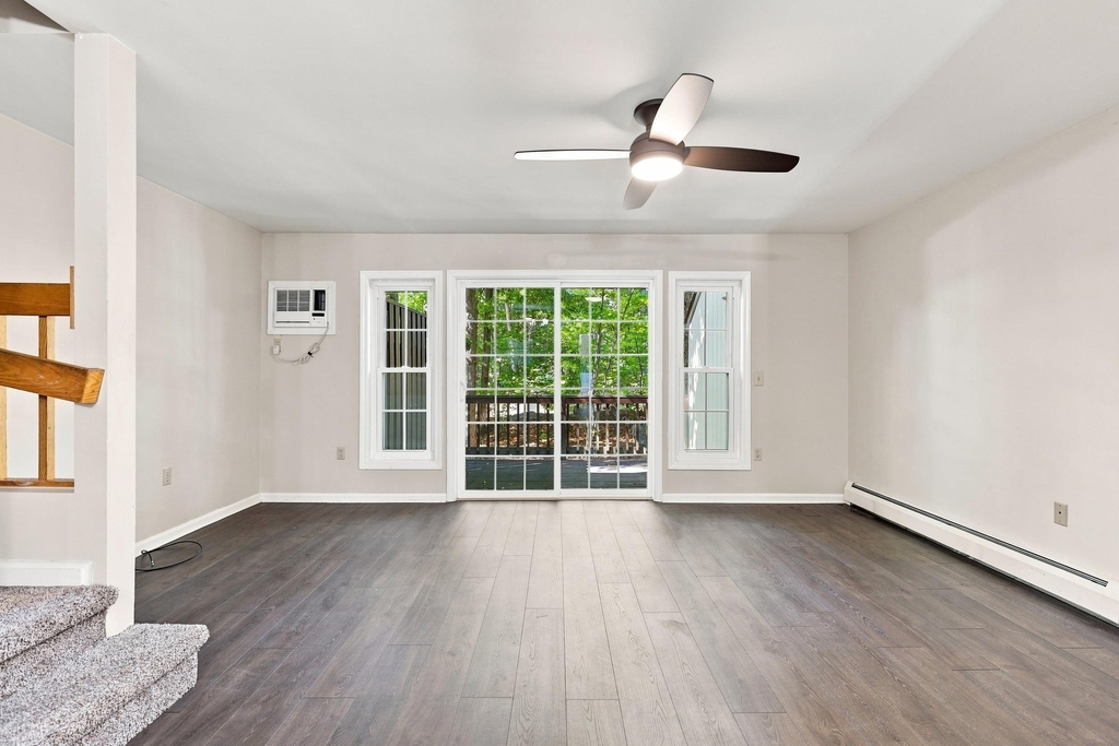 1465 Hooksett - Photo 16