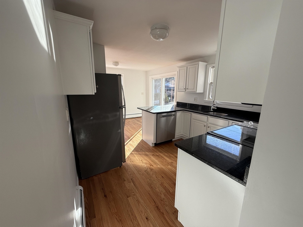 153 Rumford - Photo 4