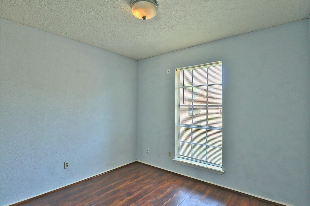 2706 S Brompton Drive - Photo 24